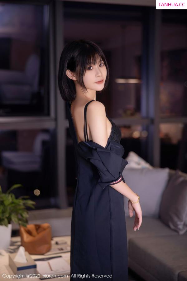 77qiqi  [XiuRen]高清写真图 2022.07.25 No.5329 77qiqi第17张图片